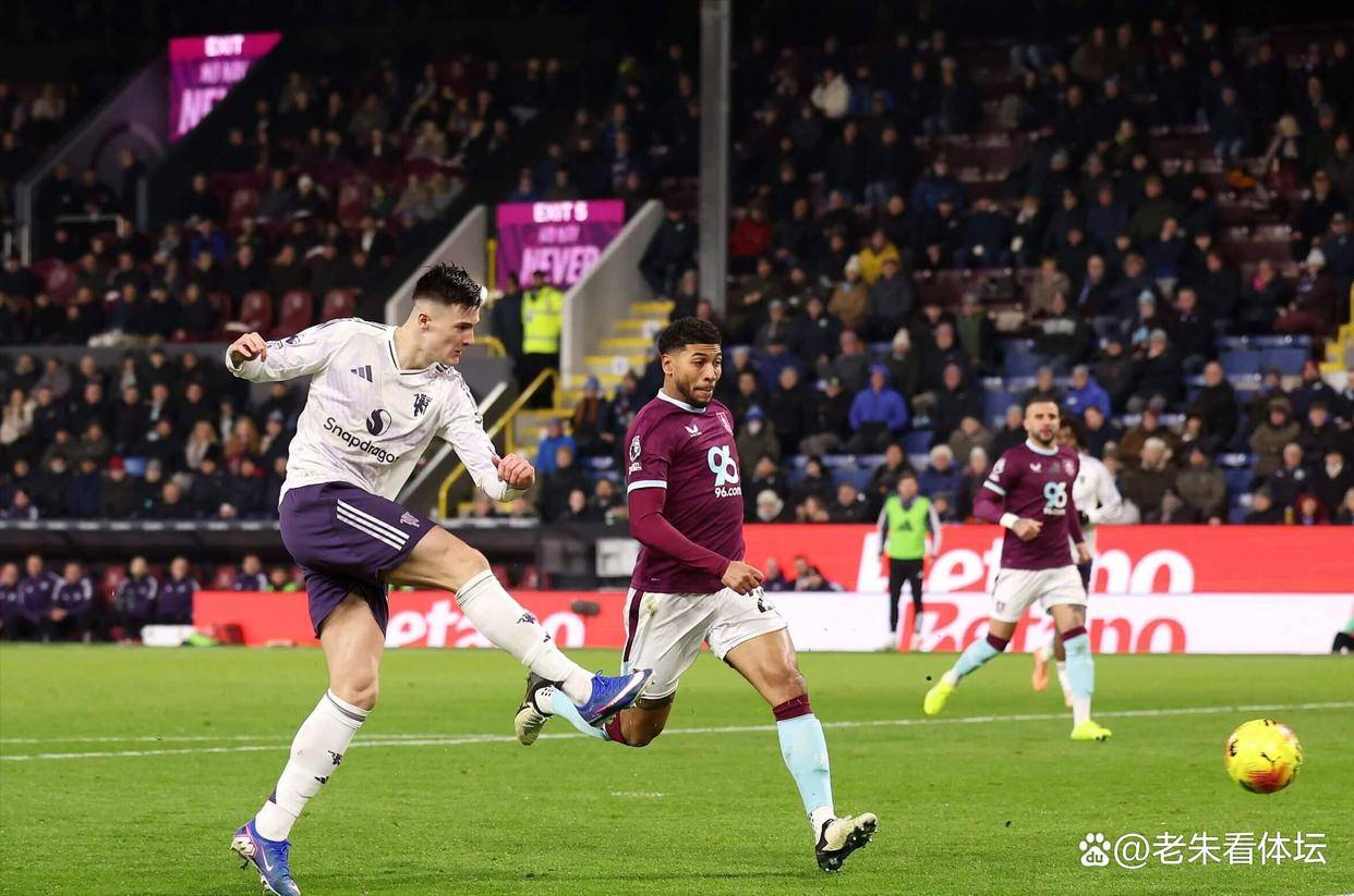 开云棋牌-包含风云突变亚特兰大今夜豪取连胜Ming爆冷击败曼联之后，萨克拉门托国王清晨临场应变的词条