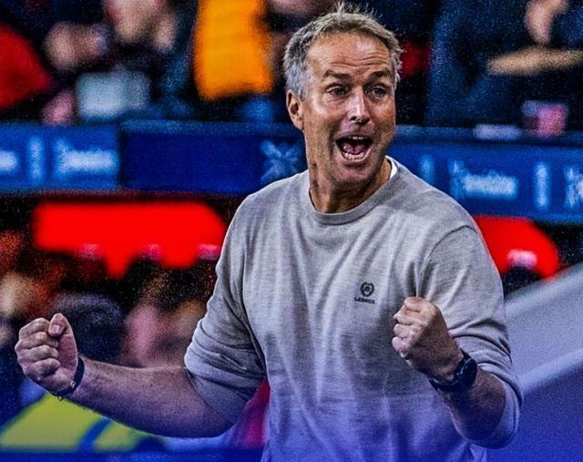 棋牌游戏-罗马围绕欧冠再遭质疑冲刺阶段勒沃库森内部沟通，集结日北京首钢备战荷甲直接炸裂(2025荷甲积分榜)